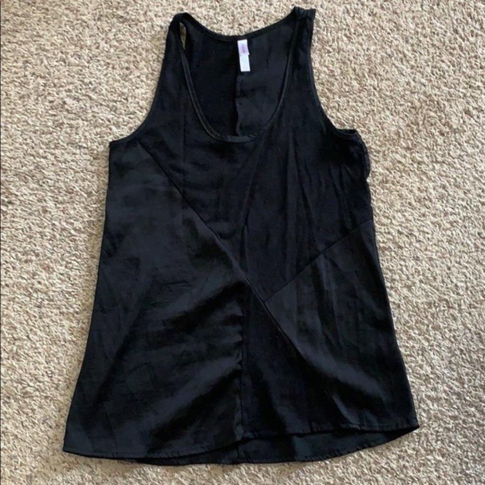 Xhilaration Tank Size S